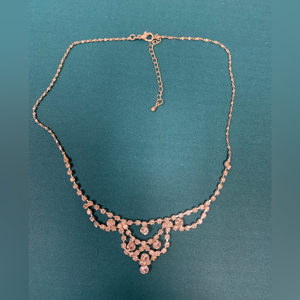 Rhinestone collar